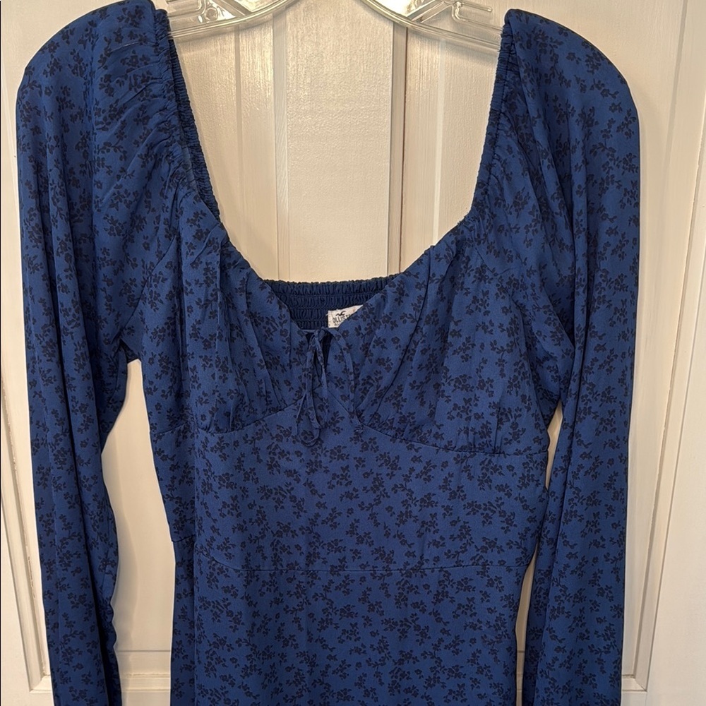 Hollister Blue Floral Long-Sleeve Dress - Picture 2 of 3